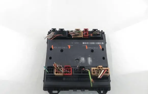 Seat Ibiza III (6L) Central body control module 5WK48212D 6Q1937049D
