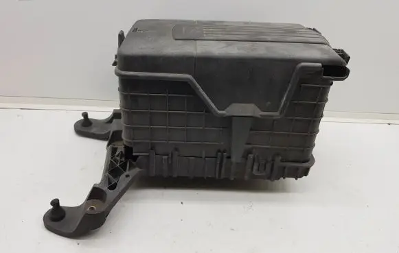 Volkswagen PASSAT B7 Battery box tray 3C0915443A 3C0915335