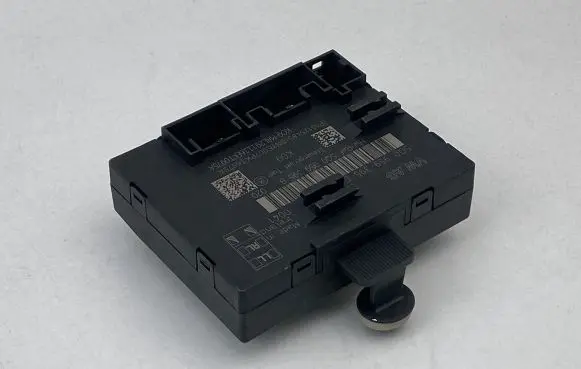 Audi A3 S3 8V Door control unit/module 5Q0959395E 5Q0959395B