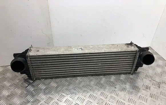 BMW 5 F10 F11 Intercooler radiator 7805629 AR7368003
