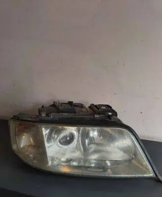 Audi A6 S6 C5 4B Headlight/headlamp 14847400