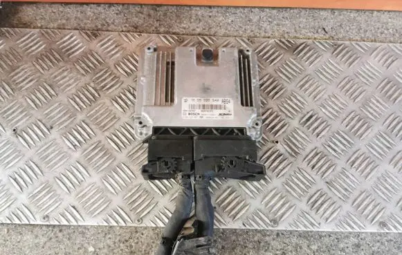 Opel Insignia A Engine control unit/module 55595540