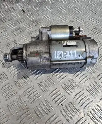 Audi A5 8T 8F Starter motor 06E911024