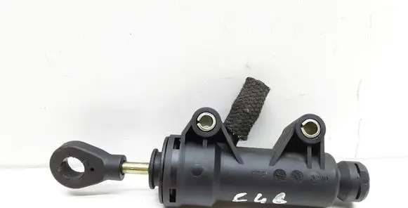 BMW 3 E46 Clutch master cylinder 1163899 21521163899