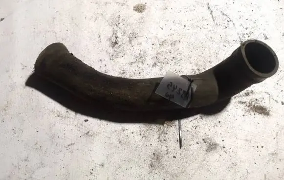 Volvo XC90 Engine coolant pipe/hose