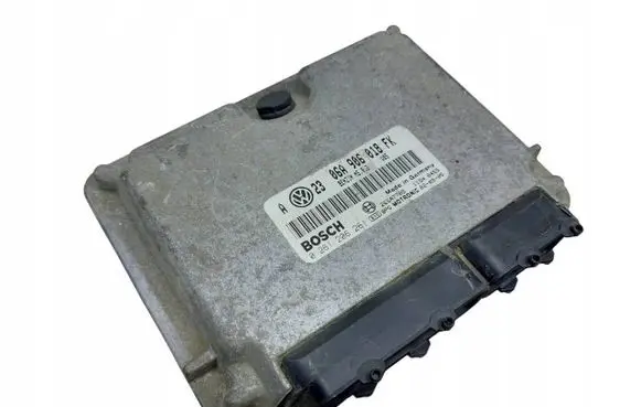 Volkswagen Golf IV Engine control unit/module 06A906018FK 26SA7705 0261206261