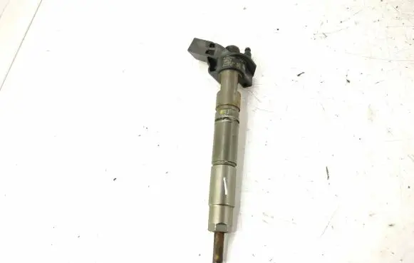 Mercedes-Benz ML W164 Fuel injector 6420701387 6420701987