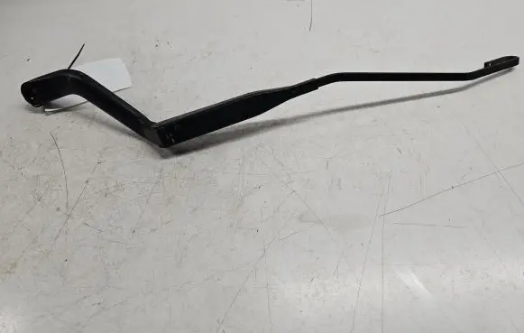 Volvo S70 V70 V70 XC Front wiper blade arm 9169315