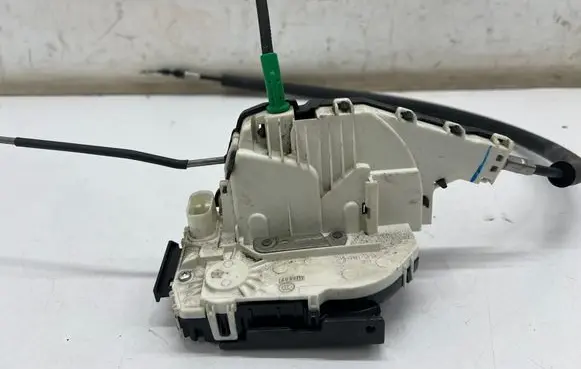 Maserati Ghibli Rear door lock 68203008AA