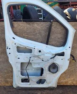 Opel Vivaro Front door