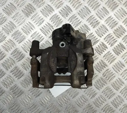Skoda Superb B8 (3V) Rear brake caliper 3Q0615423 3Q0615405
