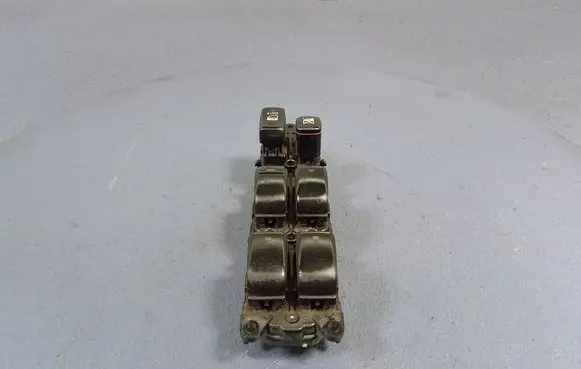 Lexus IS 220D-250-350 Electric window control switch 8404053080
