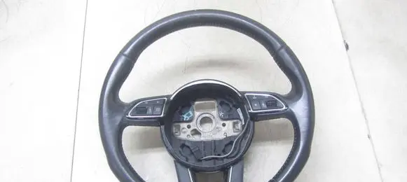 Audi Q3 8U Steering wheel