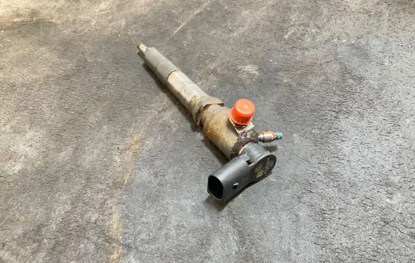 Ford Transit Fuel injector JB3Q9K546AA