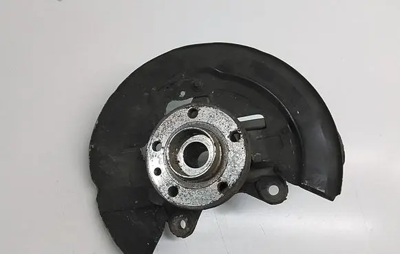 Volvo XC60 Front wheel hub 31410385