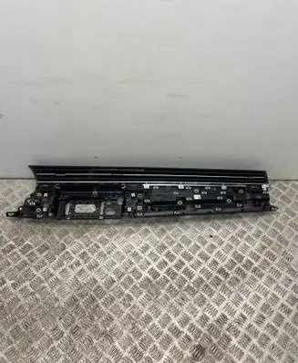 Audi Q7 4M Dash center air vent grill 4M8820902D 10062021 1063200002