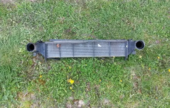Mercedes-Benz C W203 Intercooler radiator A2035000000