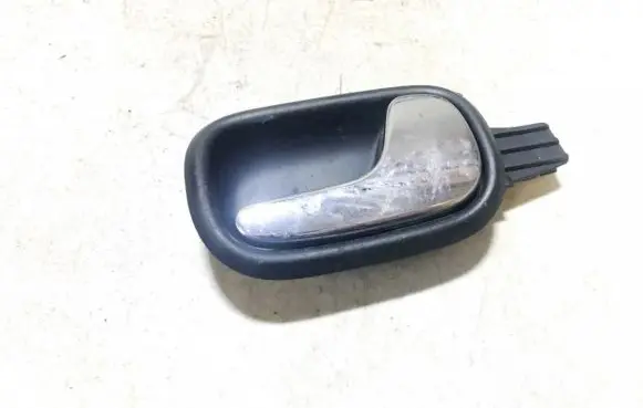 Audi A4 S4 B5 8D Rear door interior handle 8d0839020