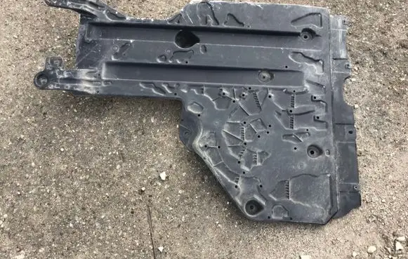 Citroen DS7 Crossback Rear underbody cover/under tray 9813584080
