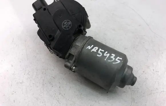 Suzuki SX4 Wiper motor 3811079J00