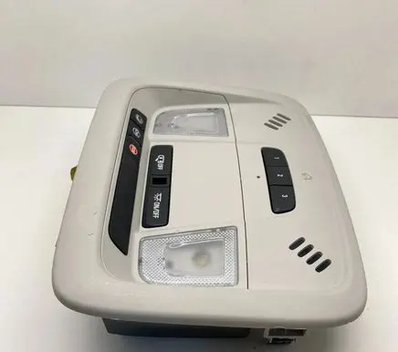 Chevrolet Traverse II Front seat light 84084118 26225379 13524436