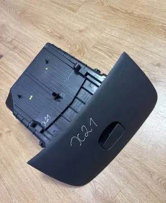 Renault Clio IV Glove box set 681087227R 45537M 11136218X