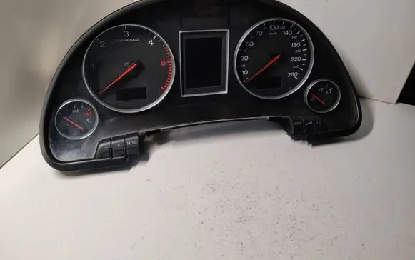 Audi A4 S4 B6 8E 8H Speedometer (instrument cluster) 8E0920930T 9131252 0263620151
