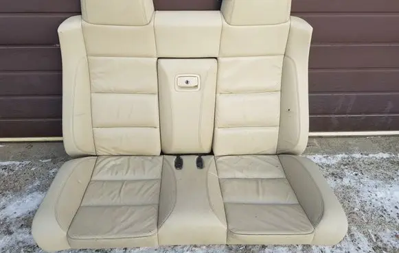 Rear seat