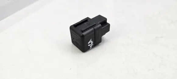 Nissan Patrol Y61 Other relay 2523079982