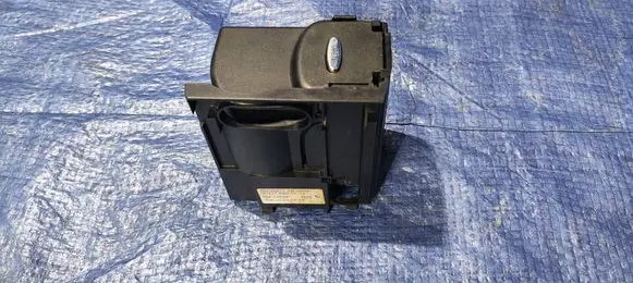 Mercedes-Benz E W211 Cup holder A2116800014