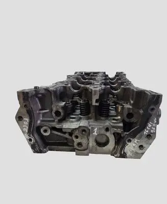 Nissan Qashqai Engine head