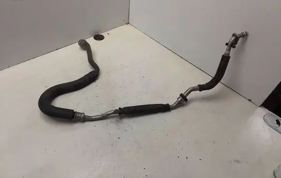 Air conditioning (A/C) pipe/hose