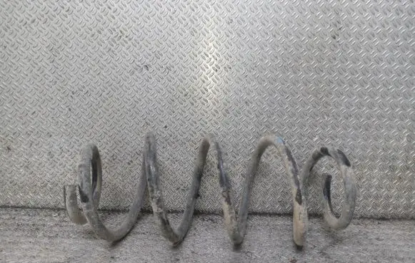 Toyota Yaris Rear coil spring