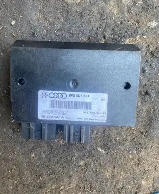 Audi A6 S6 C6 4F Tow bar trailer control unit/module 8P0907383 58299507A