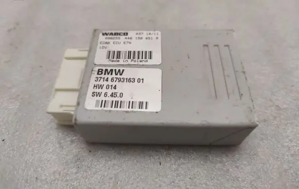 BMW X5 E70 Air suspension control unit module (rear) 6793163 37146793163 679316301