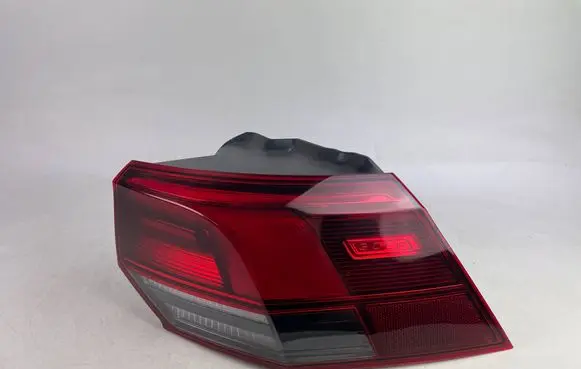 Volkswagen Golf VIII Rear/tail lights 5H0945096C