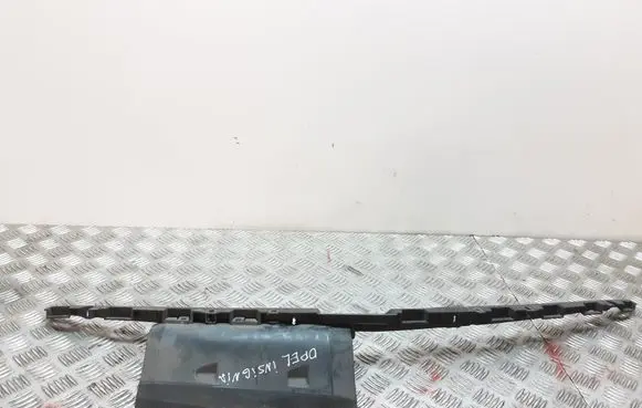 Opel Insignia A Radiator trim 55561769