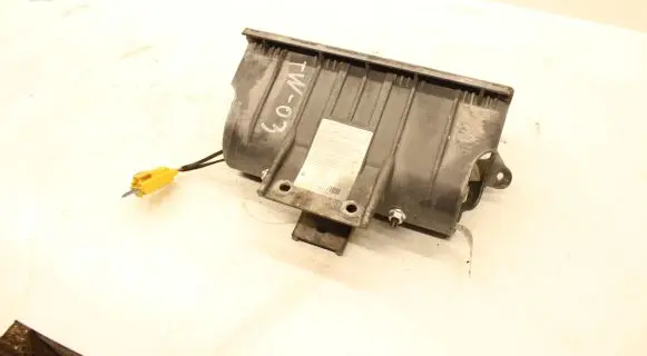 Passenger airbag