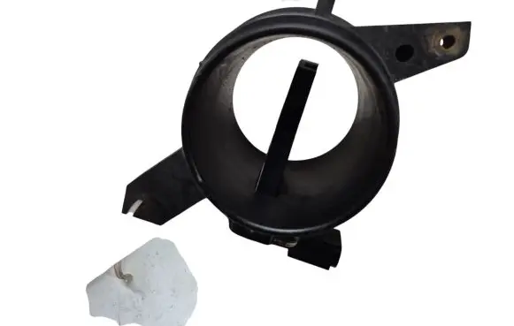 Ford C-MAX II Mass air flow meter 7M5112B579BB