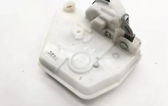 Mazda CX-3 Coupe door lock (next to the handle) 