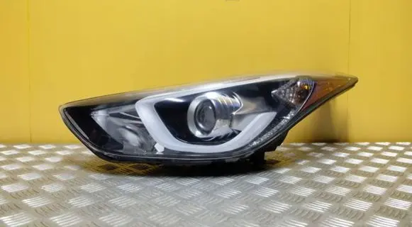 Hyundai Elantra Headlight/headlamp 92101-3X 2541