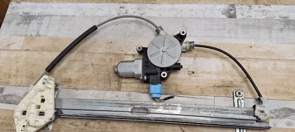 Front door window regulator with motor
