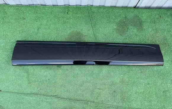 Audi Q8 Front door trim (molding) 4M8853060D
