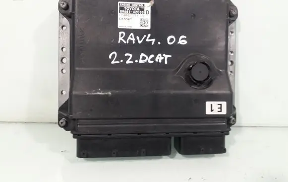 Toyota RAV 4 (XA30) Engine control unit/module 8966142C00 1758007734