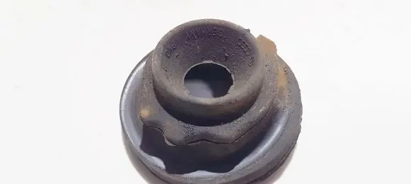 Seat Toledo II (1M) Front coil spring rubber mount 1j0512149b