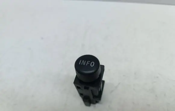 Mitsubishi Lancer VIII Other switches/knobs/shifts R2362