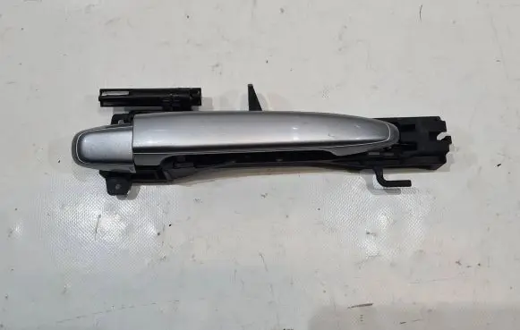 Subaru Outback Front door exterior handle