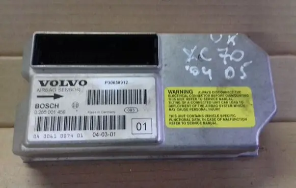 Volvo XC70 Airbag control unit/module 0285001456 P30658912
