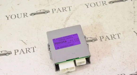 Lexus RX 330 - 350 - 400H Window wiper relay 8594048020