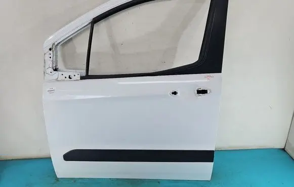 Ford Transit Courier Front door IMPRK1470401